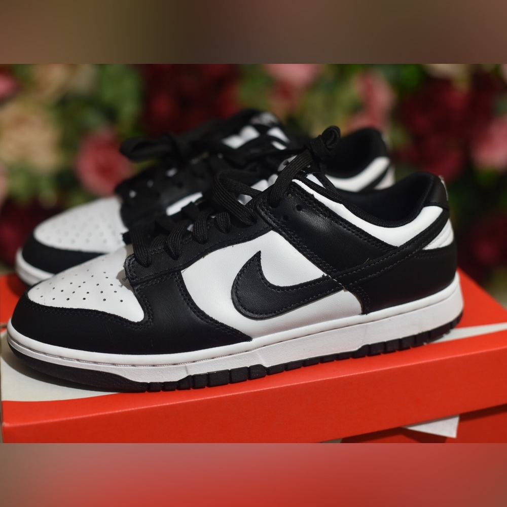 Nike Dunk Low Retro White Black Panda